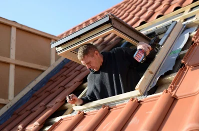 Pose de fenêtres de toit Velux à Écrainville